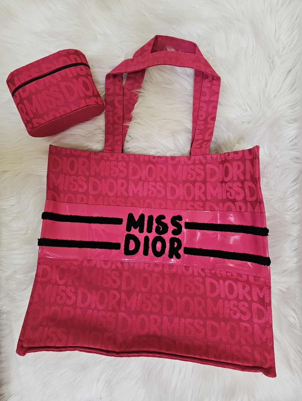 New Miss Dior Beauty Tote Bag Exclusive + matching makeup pouch - Picture 1 of 16